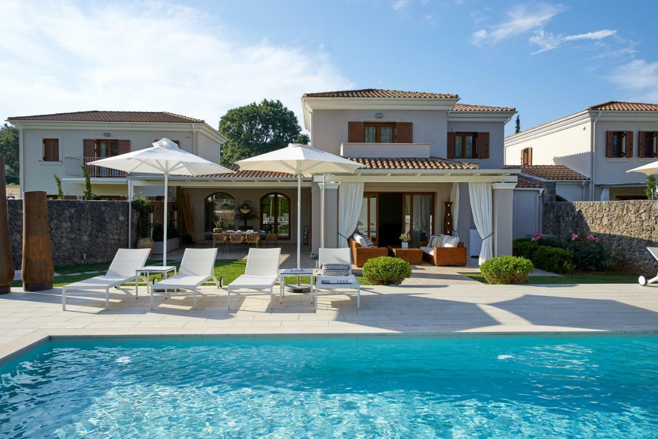 S&O Villas 2 Dassia  Exterior foto