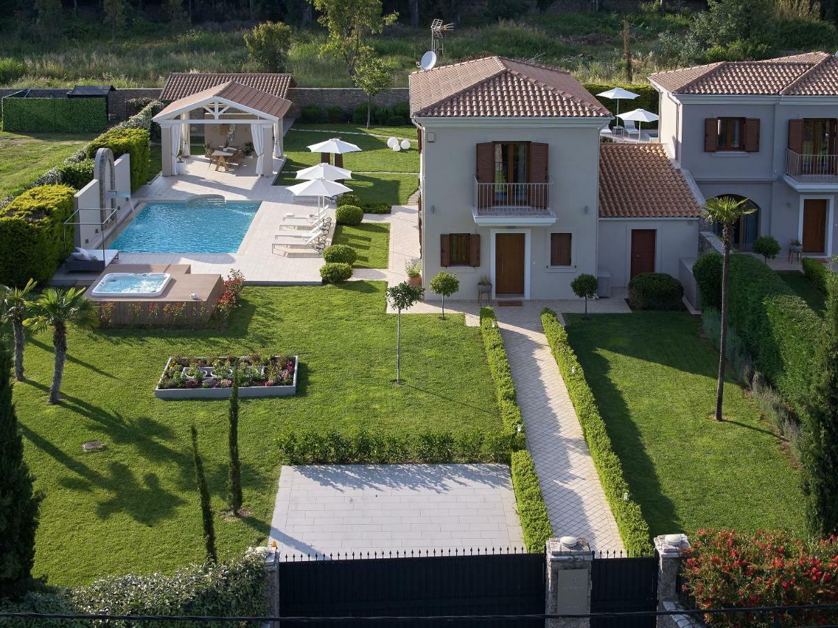 S&O Villas 2 Dassia  Exterior foto